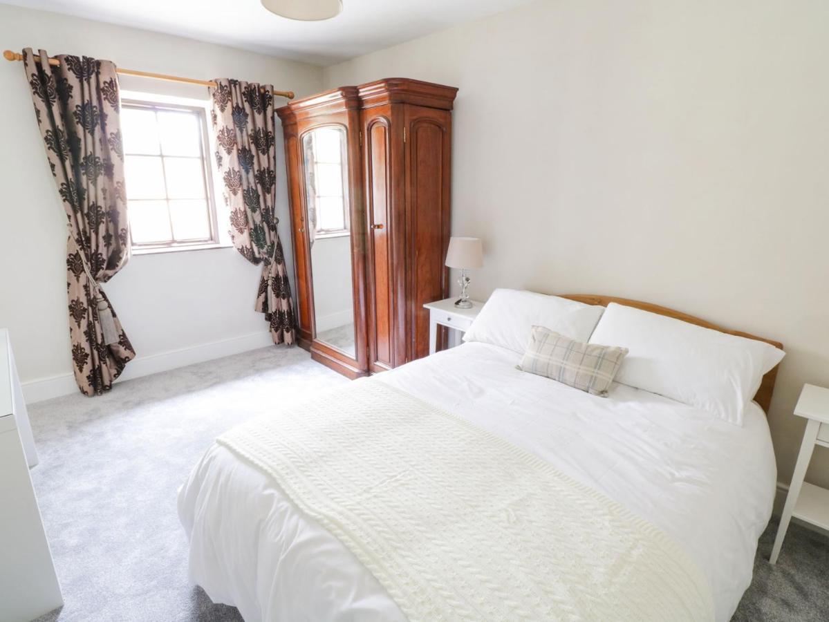 Millvale Cottage Cootehill Bagian luar foto